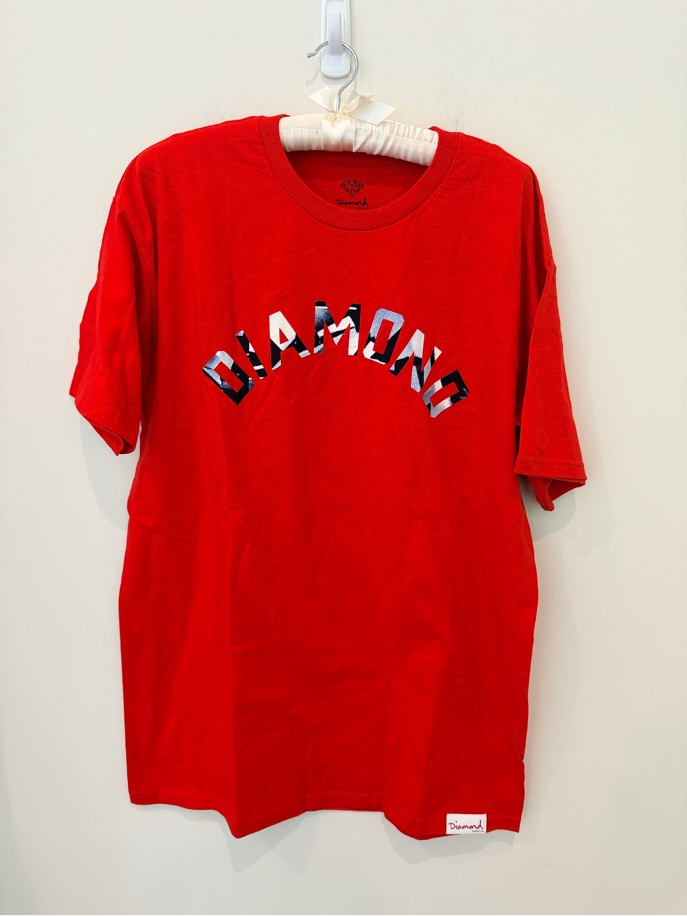 Diamond Supply Co. T-Shirt Diamond Print Mens L Red Short Sleeves Crew Neck NEW
